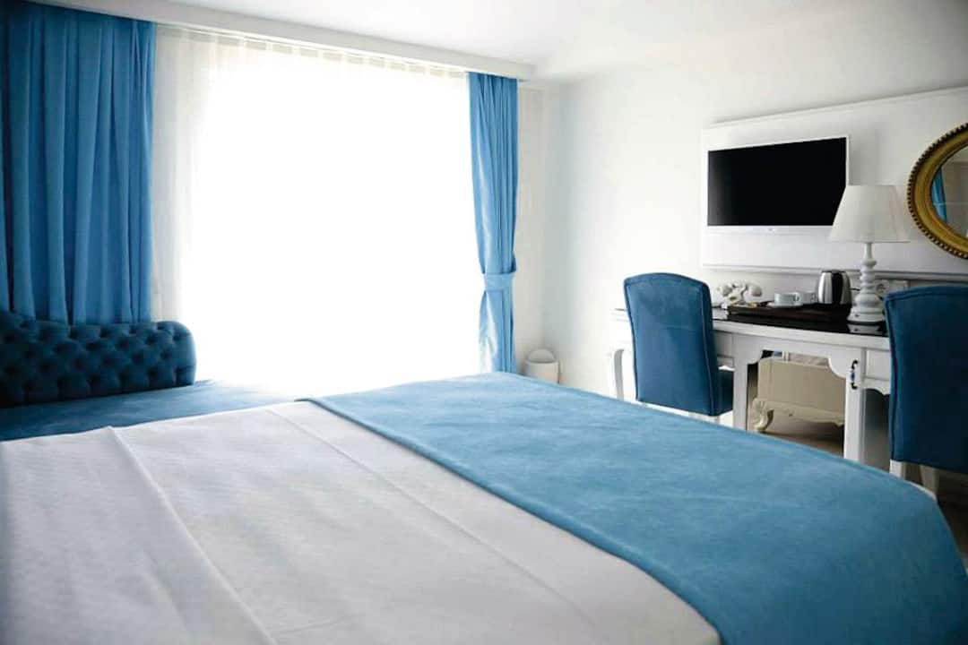 Montebello Deluxe Tuiholidays Ie