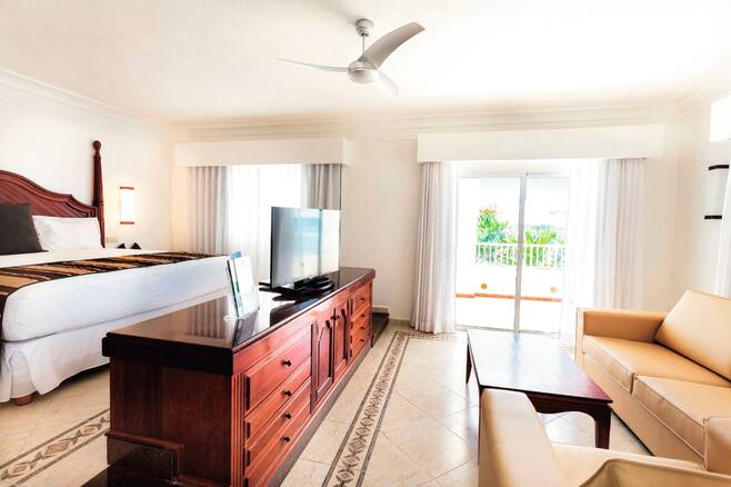 Riu Negril in Negril | TUI.co.uk