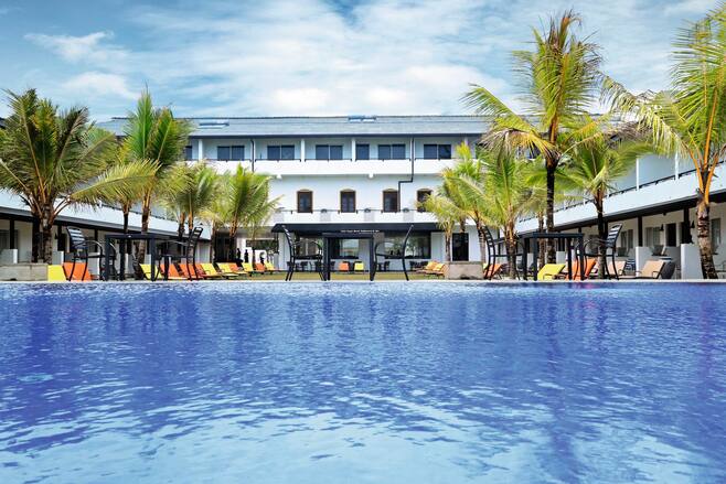 Coco Royal Beach Resort In Kalutara Tui Co Uk