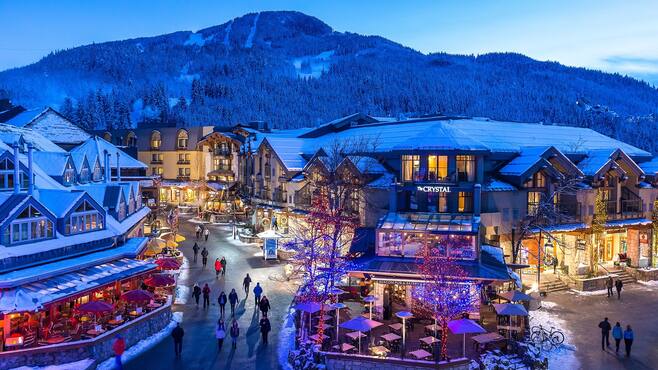 crystal-lodge-whistler-crystal-ski