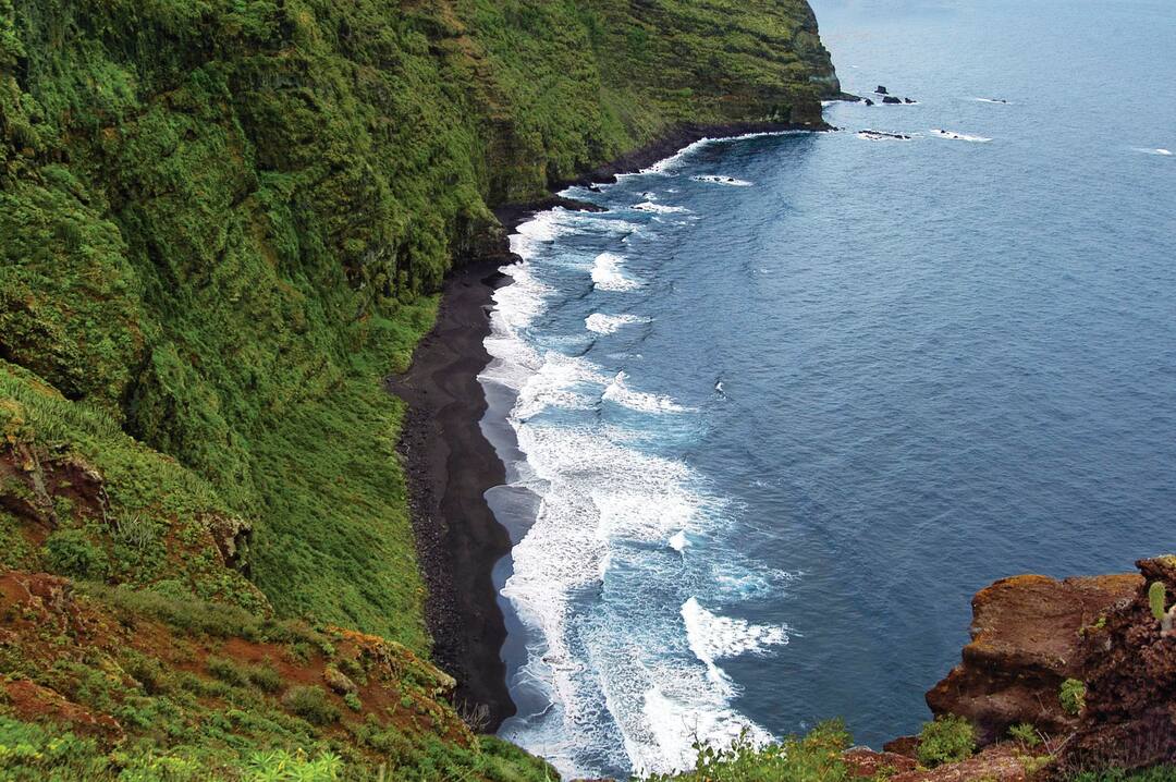 Fuencaliente's Rugged Coastline, La Palma