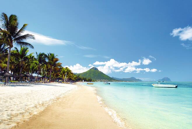 Flic en Flac Holidays 2020 / 2021