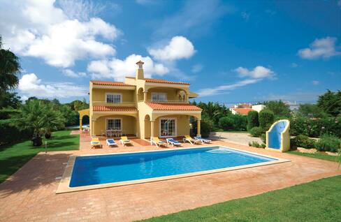 Villa Holidays in Portugal 2025 / 2025  TUI.co.uk