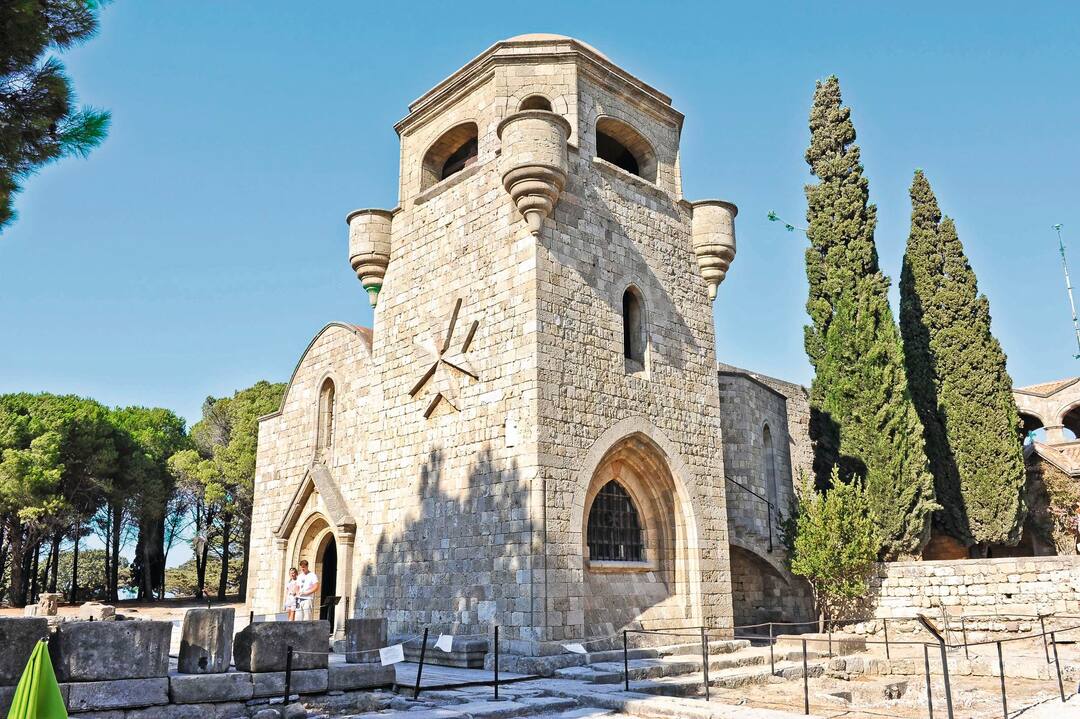 Ixia, Rhodes