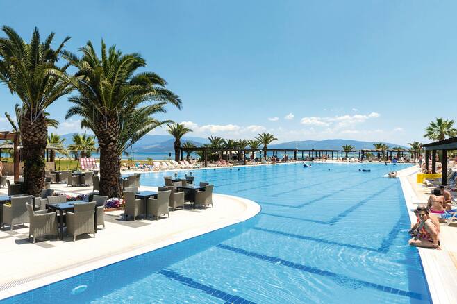 Venosa Beach Resort Spa In Altinkum Firstchoice Co Uk