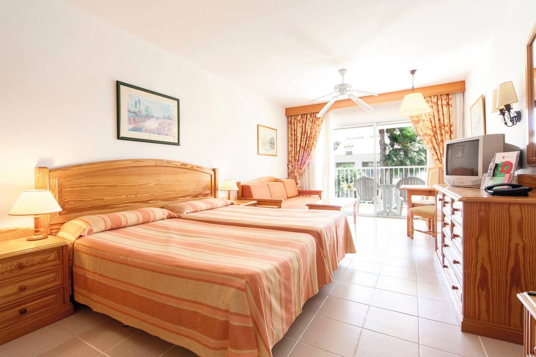 Riu Oliva Beach Resort