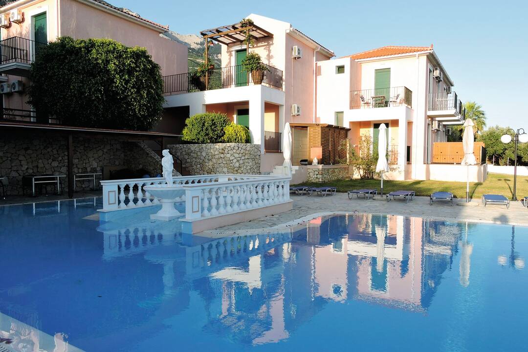 TUI Last Minute Holidays Newcastle Airport