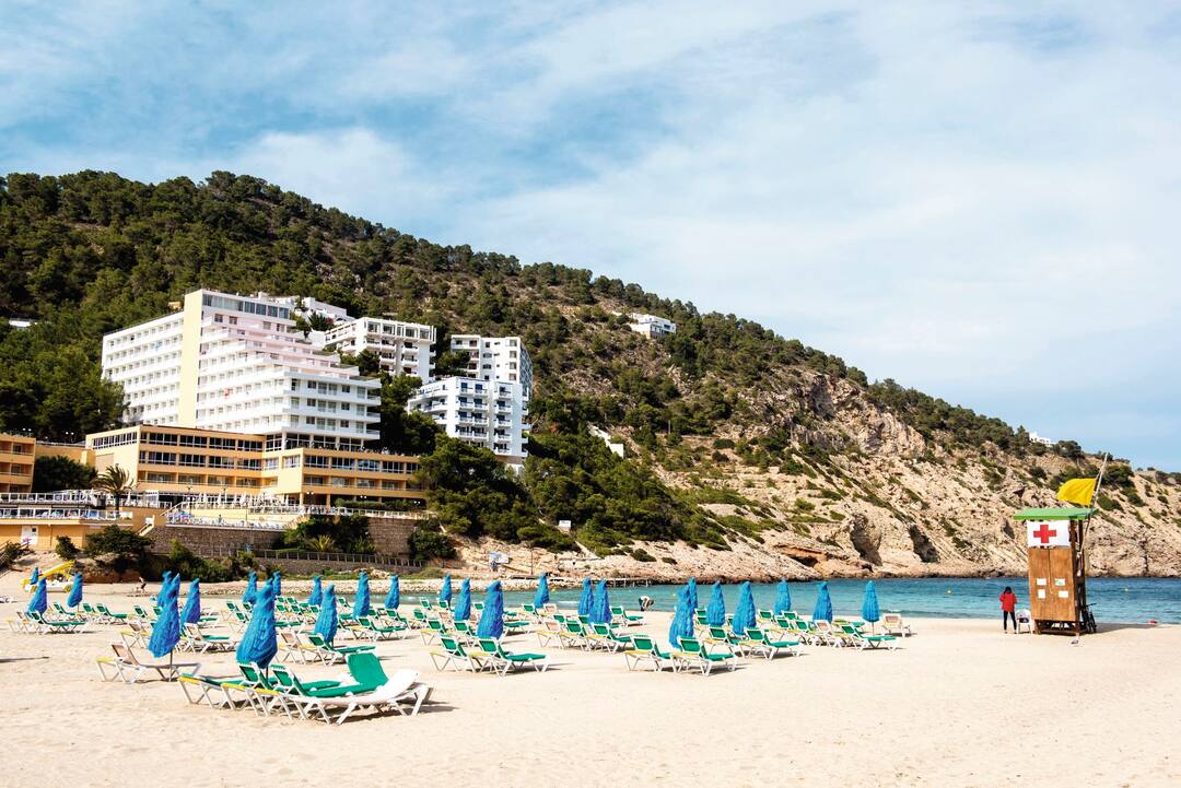 Cala Llonga, Ibiza