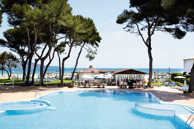 Grupotel Los Principes Spa In Playa De Muro Firstchoice Co Uk