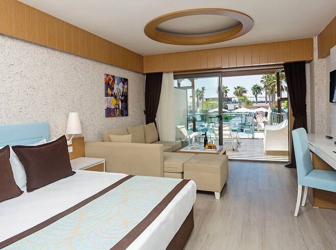 tui magic life jacaranda in side tui