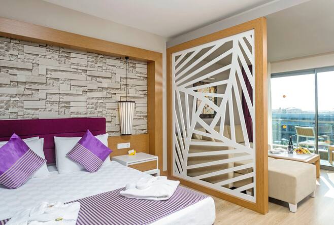 tui magic life jacaranda in side tui