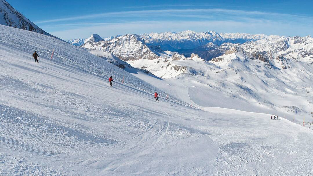 Cervinia Ski Cervinia Italy Crystal Ski
