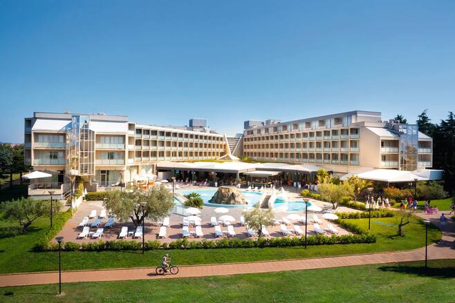 Aminess Maestral Hotel In Novigrad Tui Co Uk