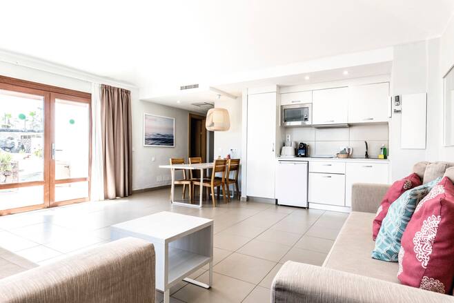 Tui Family Life Flamingo Beach In Playa Blanca Tuicouk