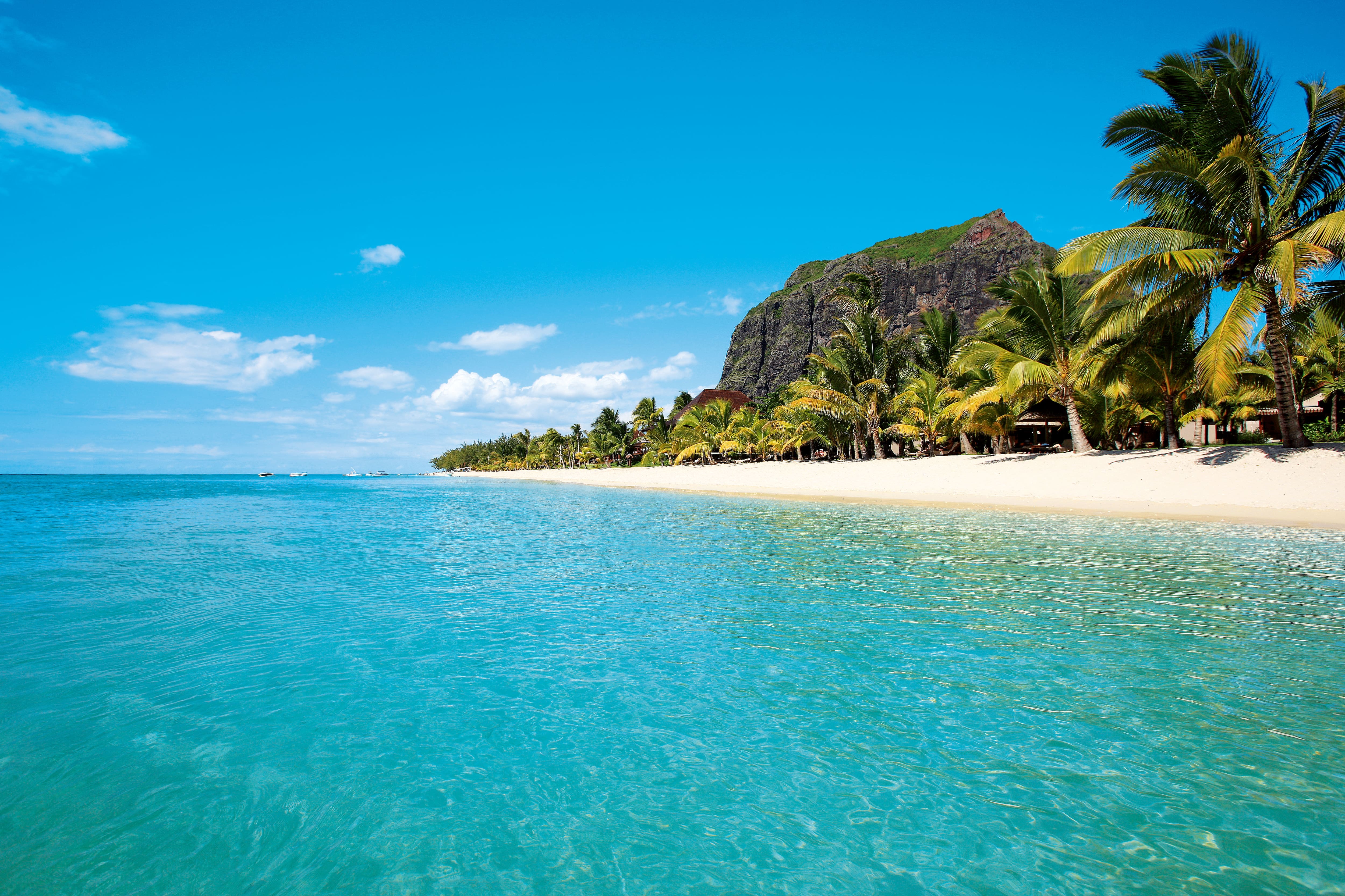 Le Morne beach.