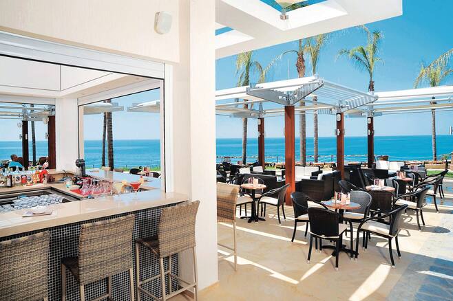 Alexander The Great Beach Hotel In Paphos Tui Co Uk