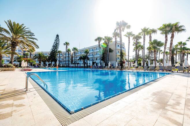 Hotel Louis Phaethon Beach Club In Paphos Thomson Now Tui