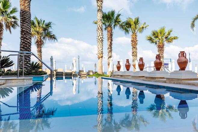 Alexander The Great Beach Hotel In Paphos Tui Co Uk
