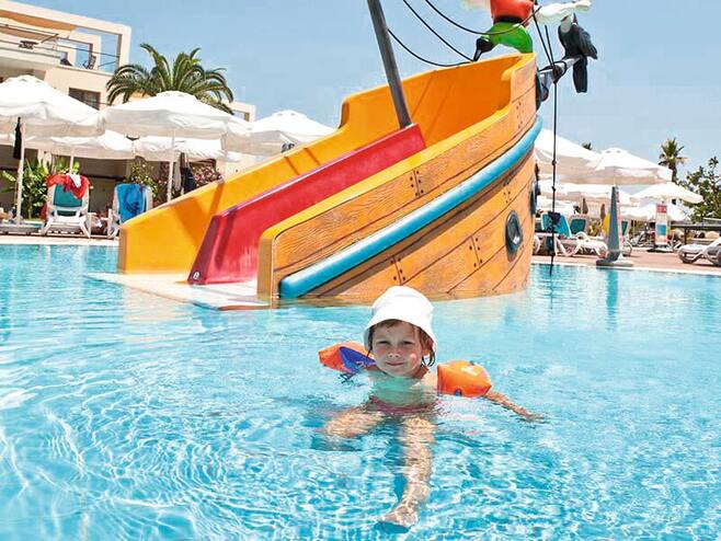 Paloma Pasha In Ozdere Firstchoice Co Uk