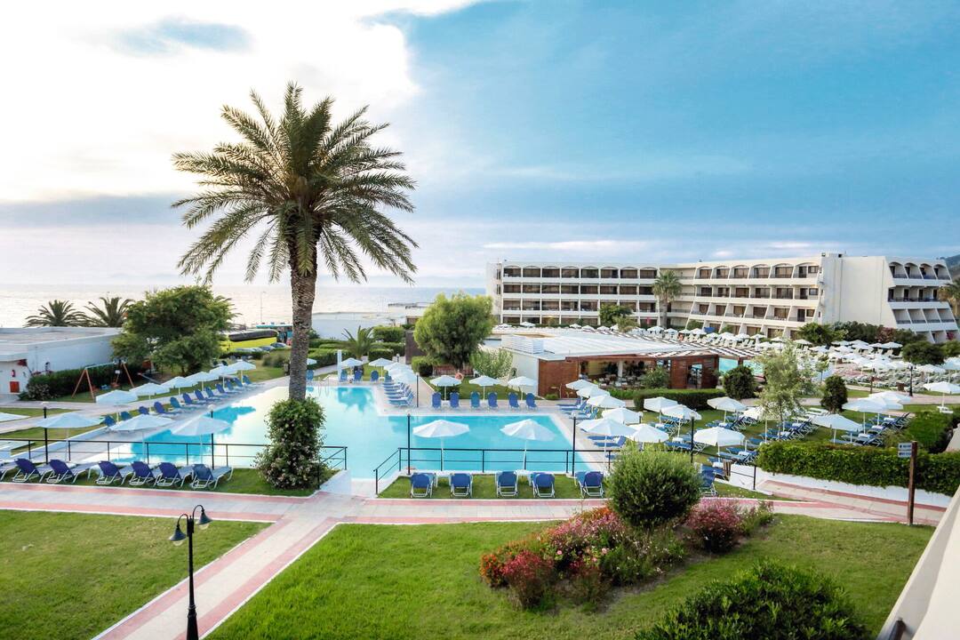 Sol by Melia Cosmopolitan