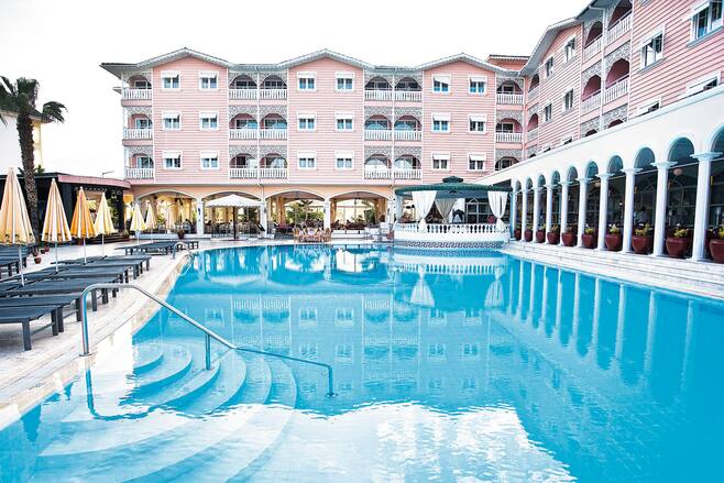 Pasha S Princess Hotel In Kemer Tui Co Uk