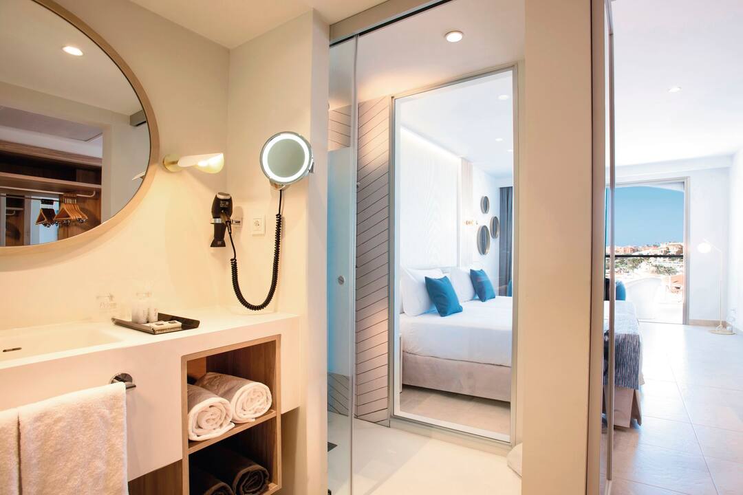 Guayarmina Princess Hotel Adults Only in Costa Adeje TUI.co.uk Guayarmina Princess Hotel Adults Only in Costa Adeje TUI.co.uk