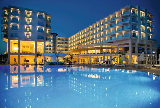 Nissiblu Beach Resort In Ayia Napa Tui Co Uk