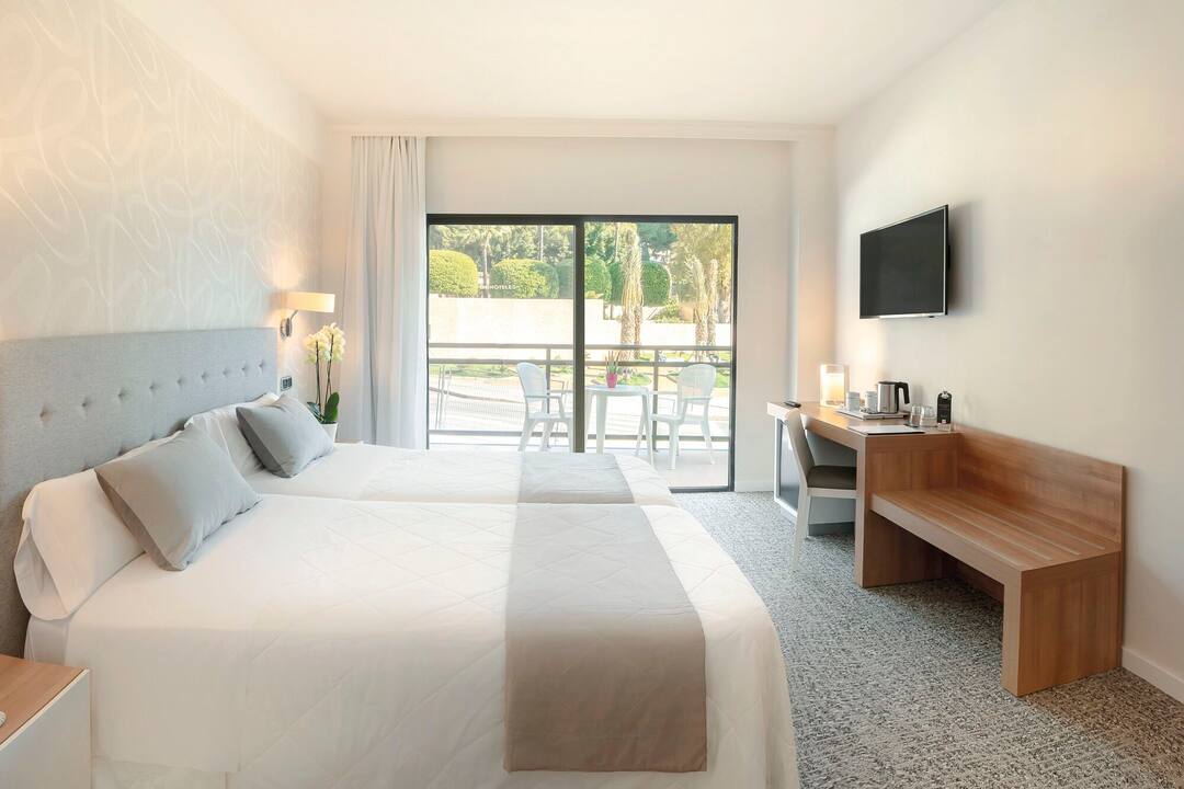 Hotel RH Corona del Mar in Benidorm TUIHolidays.ie Hotel RH Corona del Mar in Benidorm TUIHolidays.ie