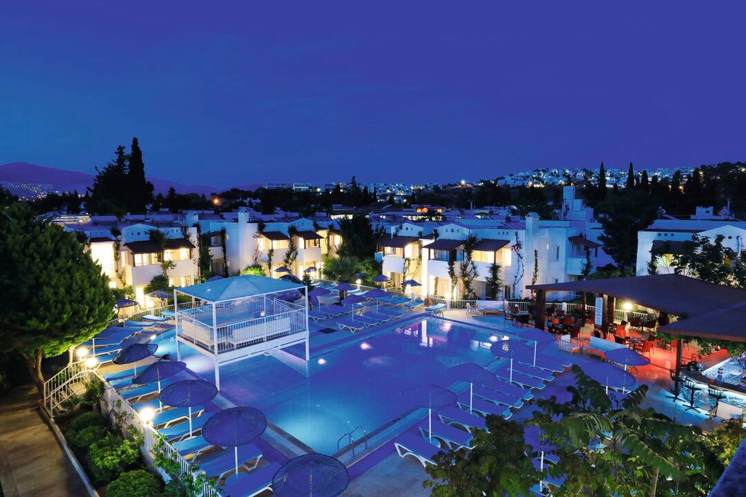 Summer Garden Apartments In Bitez Tui Co Uk