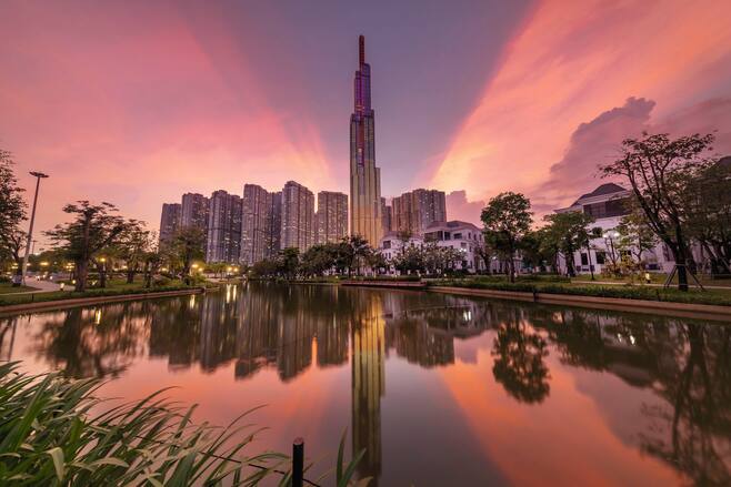 Vinpearl Luxury Landmark 81 In Ho Chi Minh City Tui Co Uk