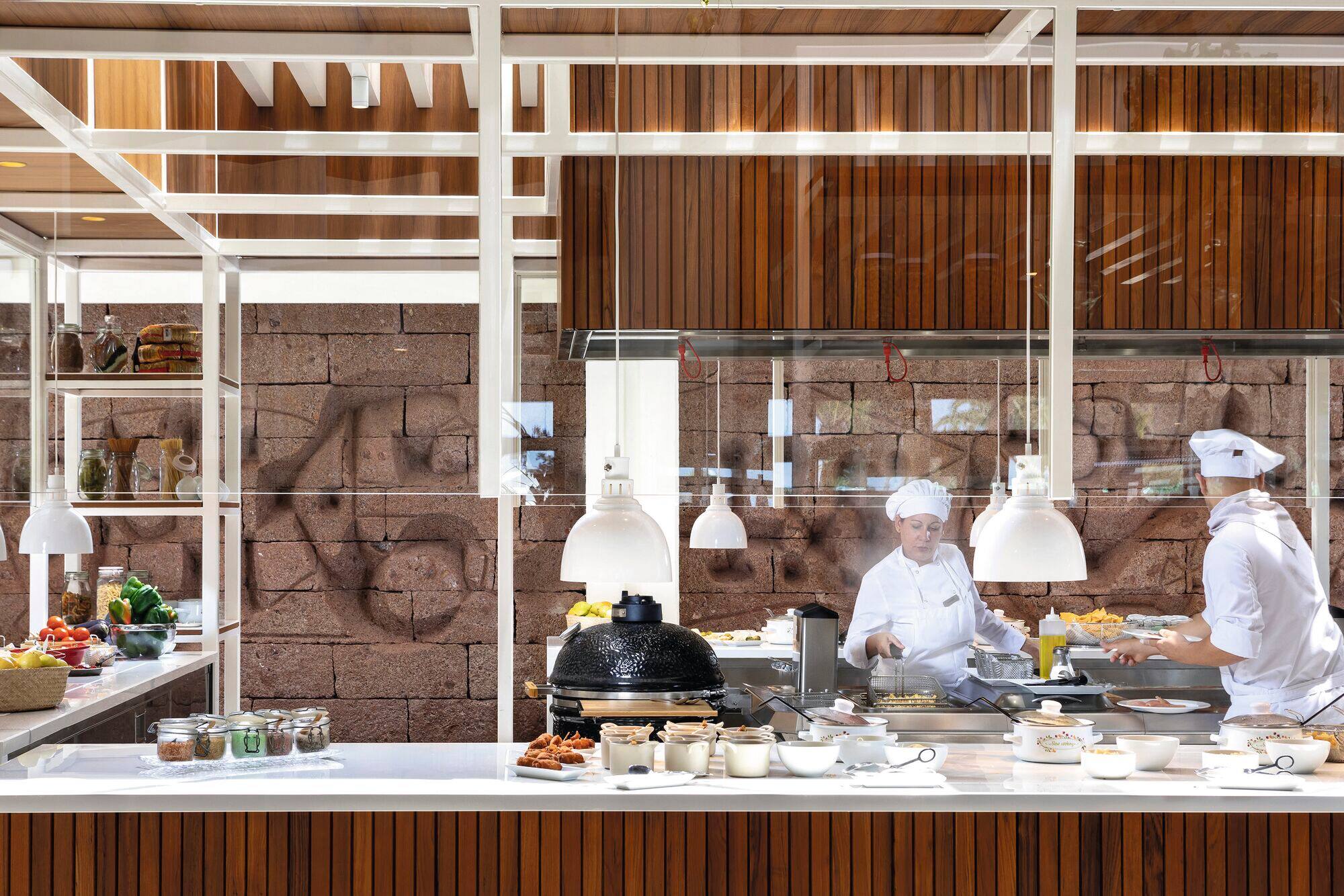 Hotel Meliá Salinas in Costa Teguise | TUI.co.uk