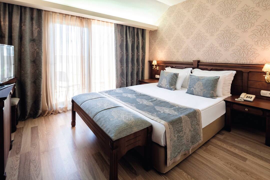 Club Hotel Turan Prince World in Side | TUI.co.uk