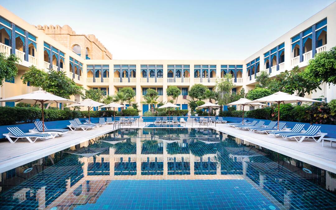 Outdoor pool in the El Bousten Building