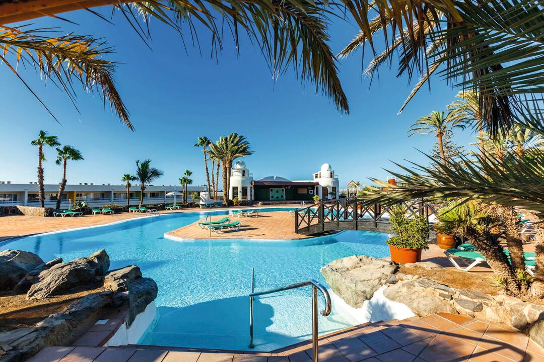 TUI Luxury Holidays 2025 / 2025 Luxury All Inclusive Holiday Deals