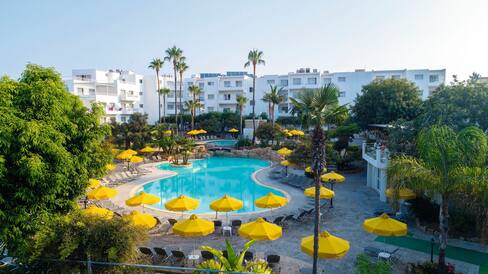 Mayfair Gardens Apartments