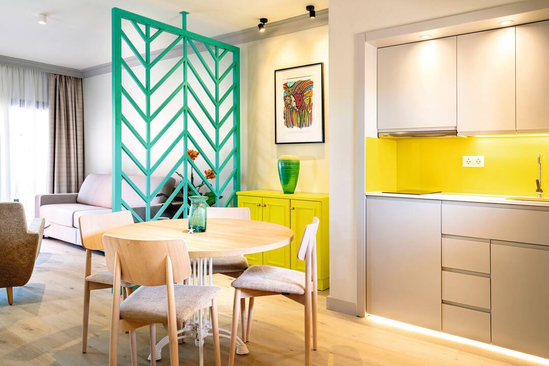 Villa Mandi and Siam Park