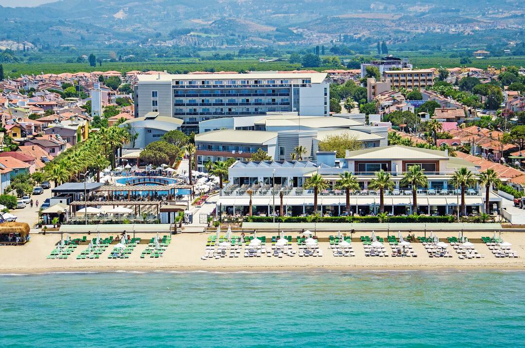 Palm Wings Beach Resort Kusadasi