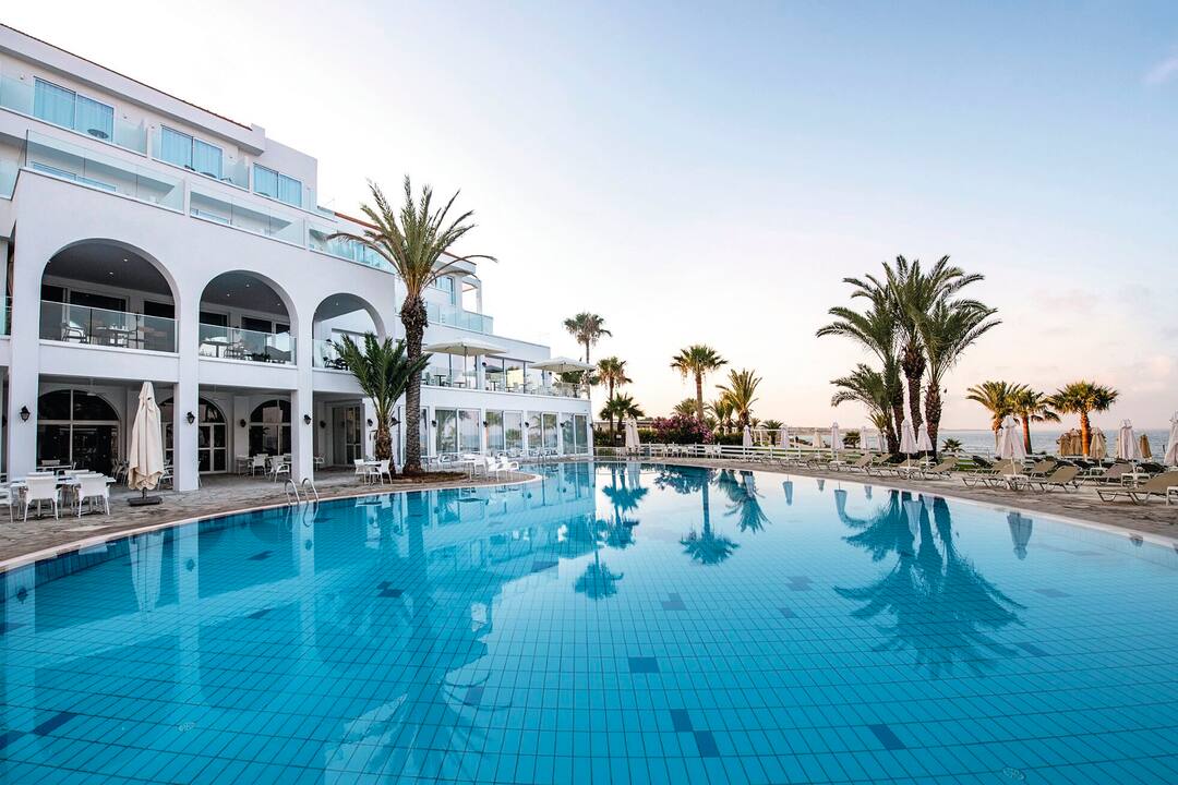Akti Beach Hotel & Village Resort