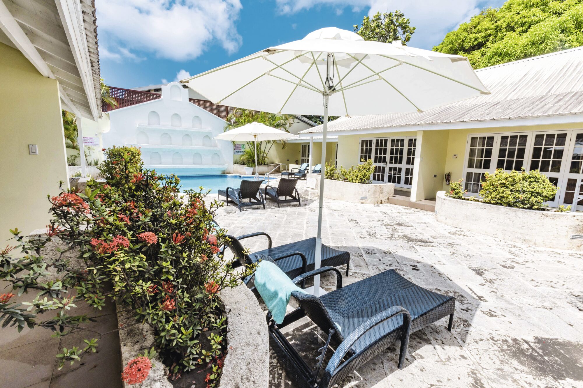 Island Inn All Inclusive Hotel