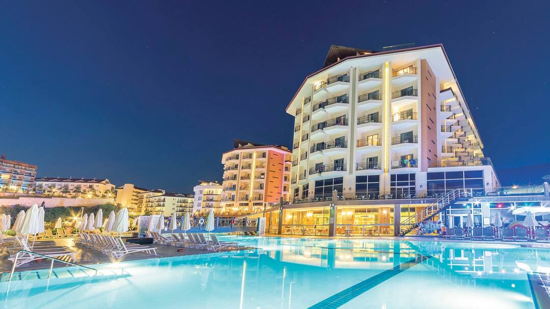Ramada Resort by Wyndham Kusadasi & Golf