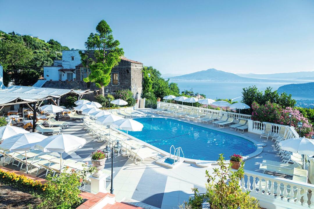 Swimming pool terrace
