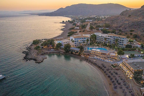 Sunrise Hotel Pefkos