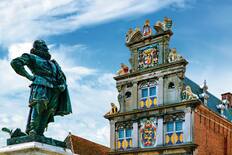 Rode Steen square, Hoorn