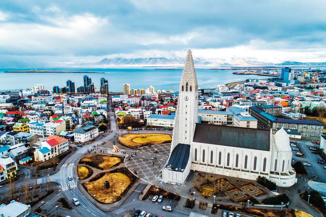 Hallgrimskirkja Cathedral, Reykjavik, Iceland