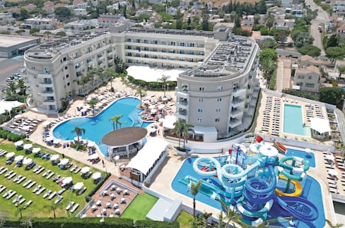 Sunrise Oasis Hotel & Waterpark