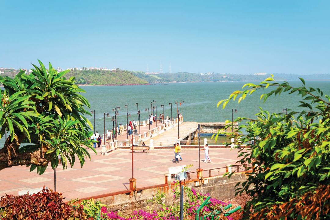 Dona Paula viewpoint