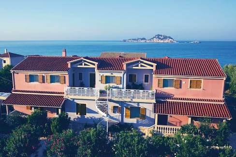 Kaloudis Village Apartments