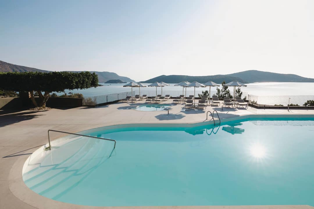 Outdoor pool | Main pool