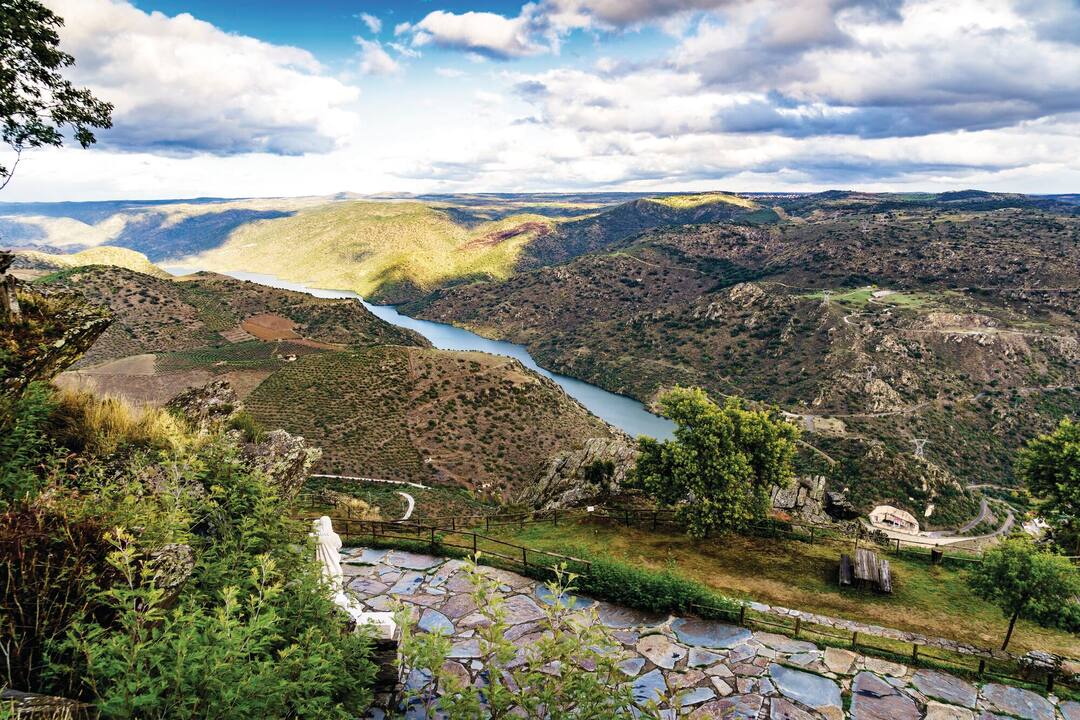 Penedo Durao lookout