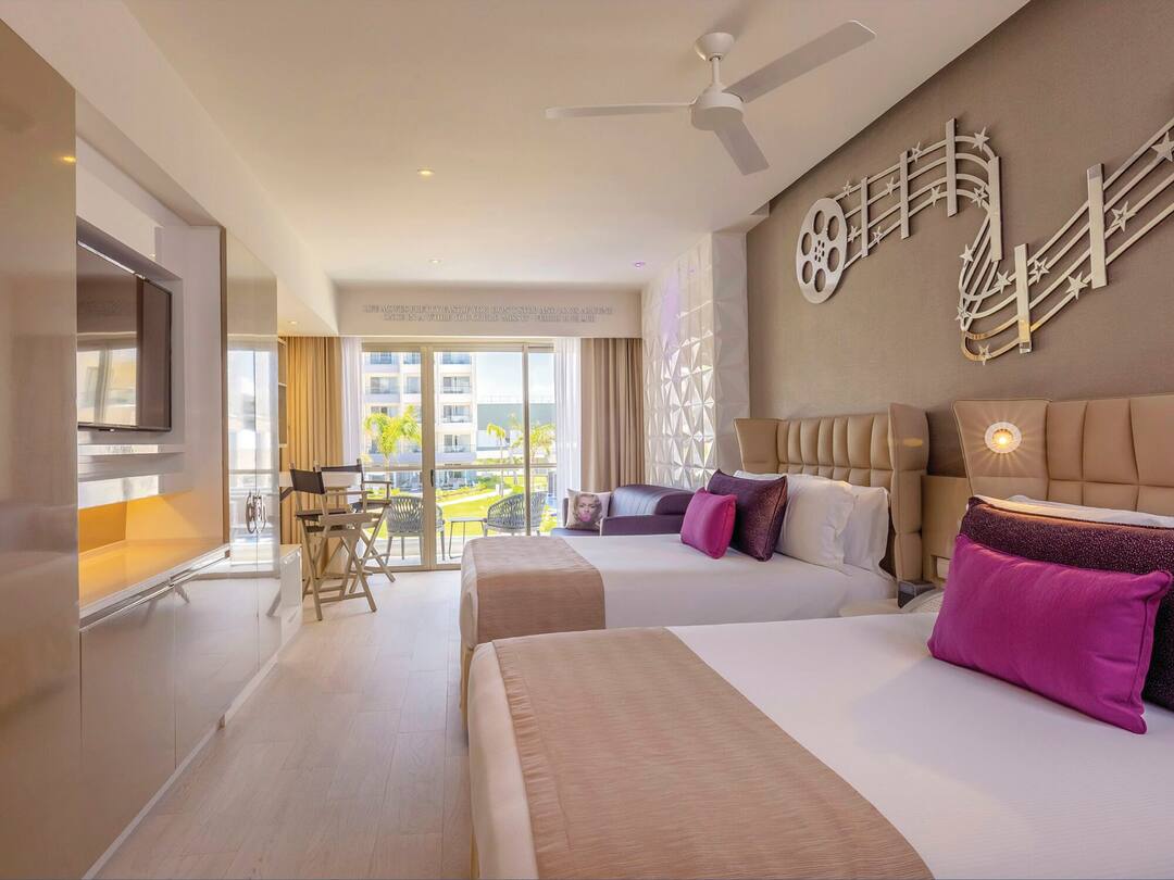 Planet Hollywood Adult Scene Cancun by Royalton, An Autograph Collection All-Inclusive Resort – Adults Only